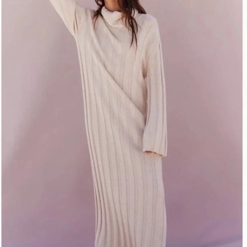 ✨ SALE✨ Free People Wanda Sweater Midi Dress - Conch Cream Knit Casual Soft - Picture 3 of 7